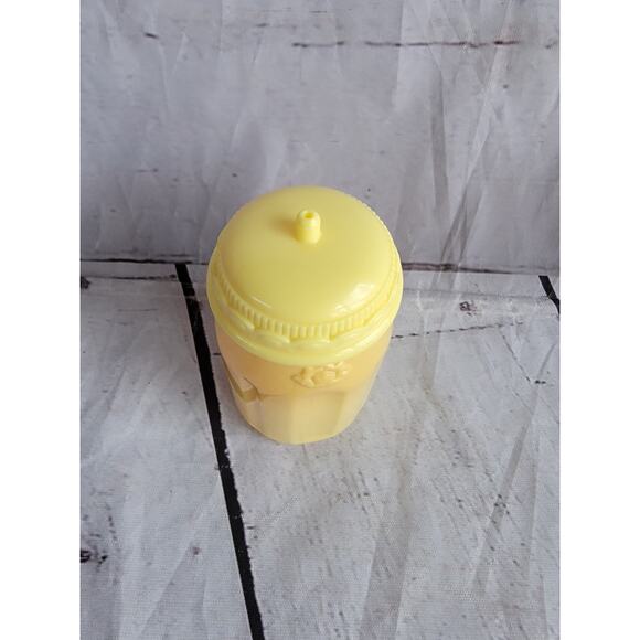 2004 Cabbage Patch Kids Replacement YELLOW Baby Doll Bottle - Picture 2 of 4
